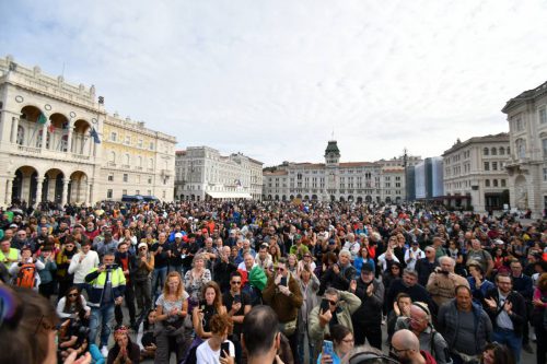 No Green pass Trieste, nessuna correlazione tra manifestazioni e contagi article-post