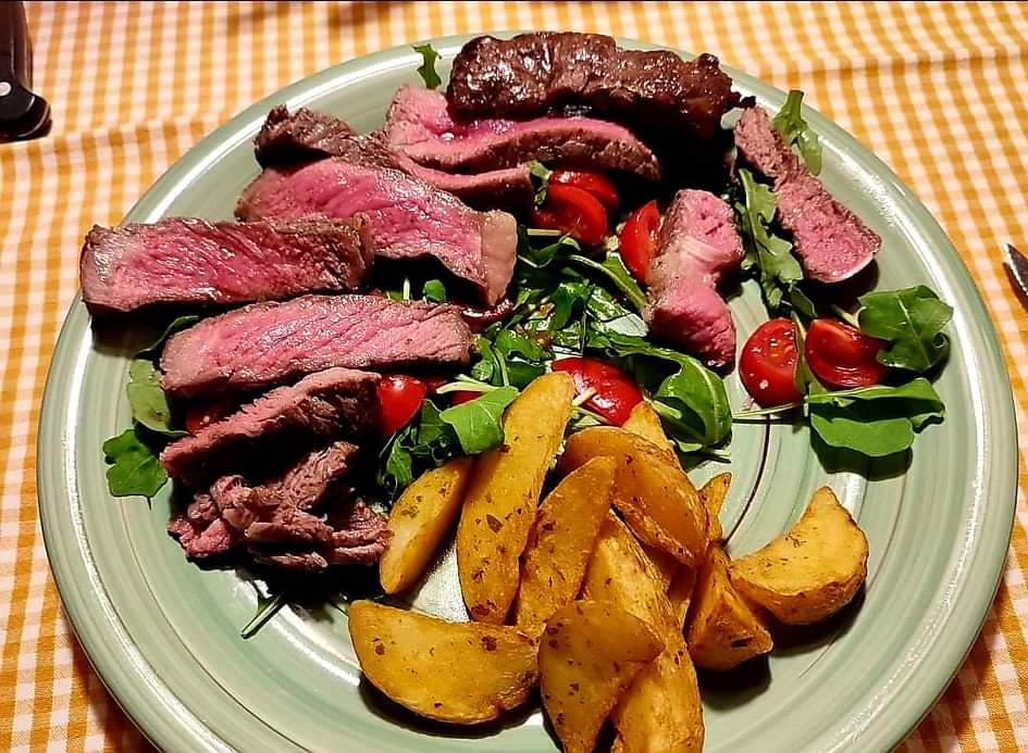 Come cucinare una tagliata di manzo perfetta in friggitrice ad aria, ecco 3 trucchi article-post