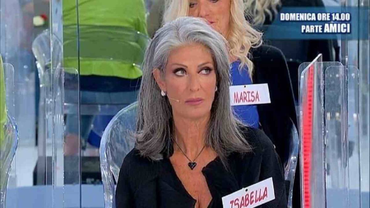 Uomini e Donne anticipazioni, Isabella sceglie e lascia il programma article-post
