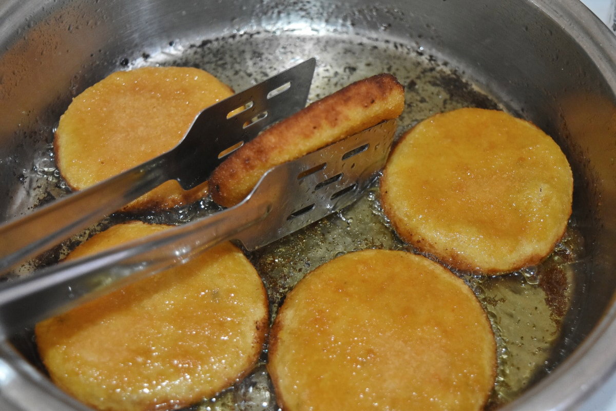 Come non far attaccare il cibo nelle padelle in acciaio inossidabile, ecco svelati i trucchi article-post
