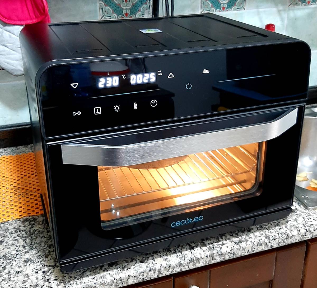 Friggitrici ad aria: Bake&Fry 2500 touch Cecotec VS iRoastec 30l article-post