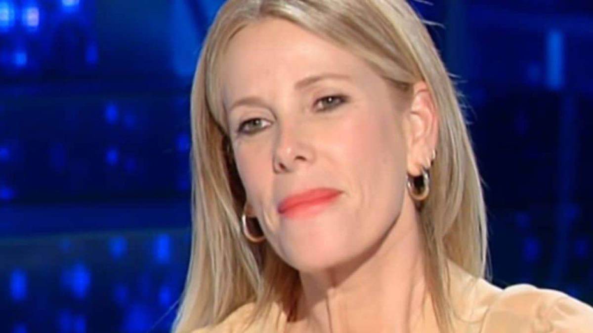Alessia Marcuzzi lontano dalla tv: ecco cosa fa oggi article-post