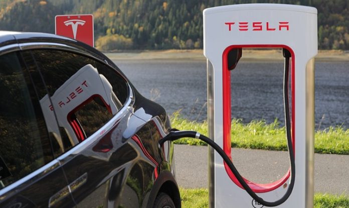 Auto elettriche: tutti dietro a Tesla article-post