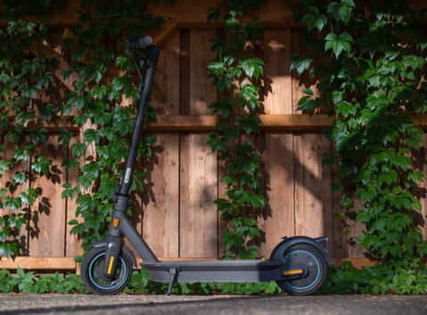 Stretta su monopattini e biciclette elettriche anche per loro obbligo di assicurazione preview