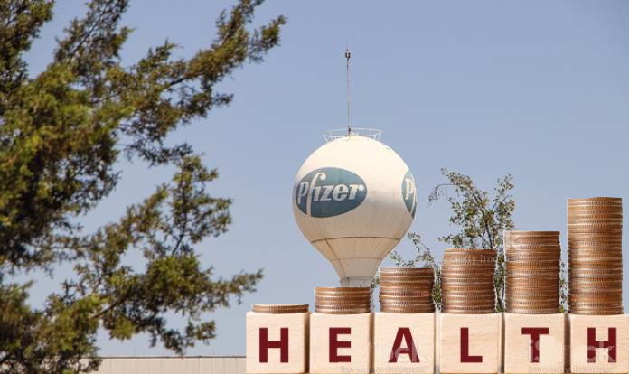 Pfizer: affari alle stelle grazie ai farmaci anti Covid, ma in Italia licenzia article-post