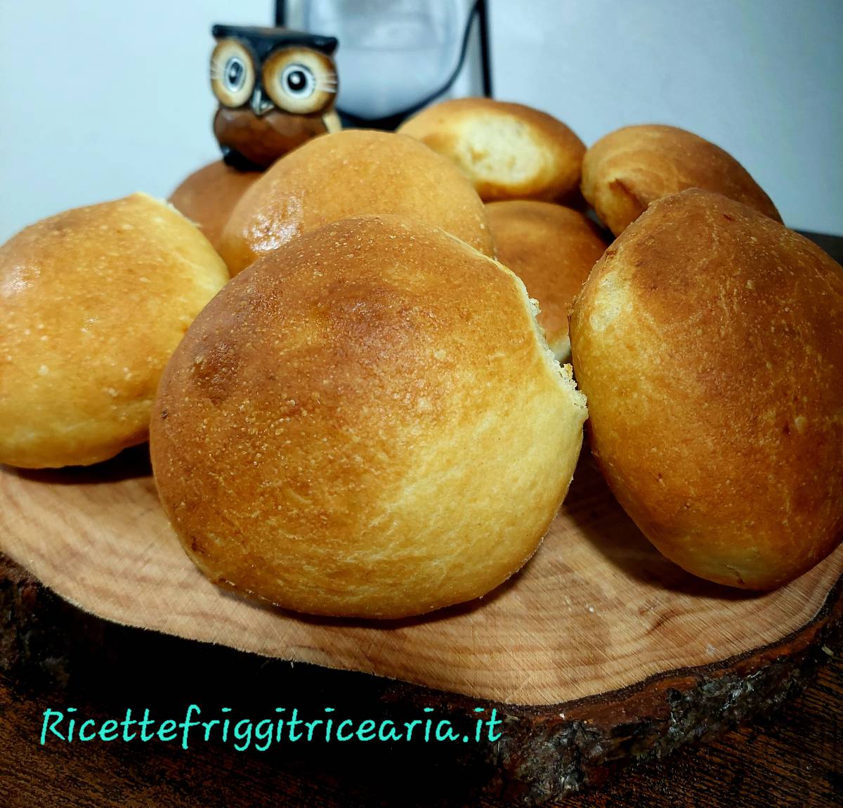 Bomboloni salati con mozzarella filante, cotti in olio, forno e friggitrice ad aria article-post