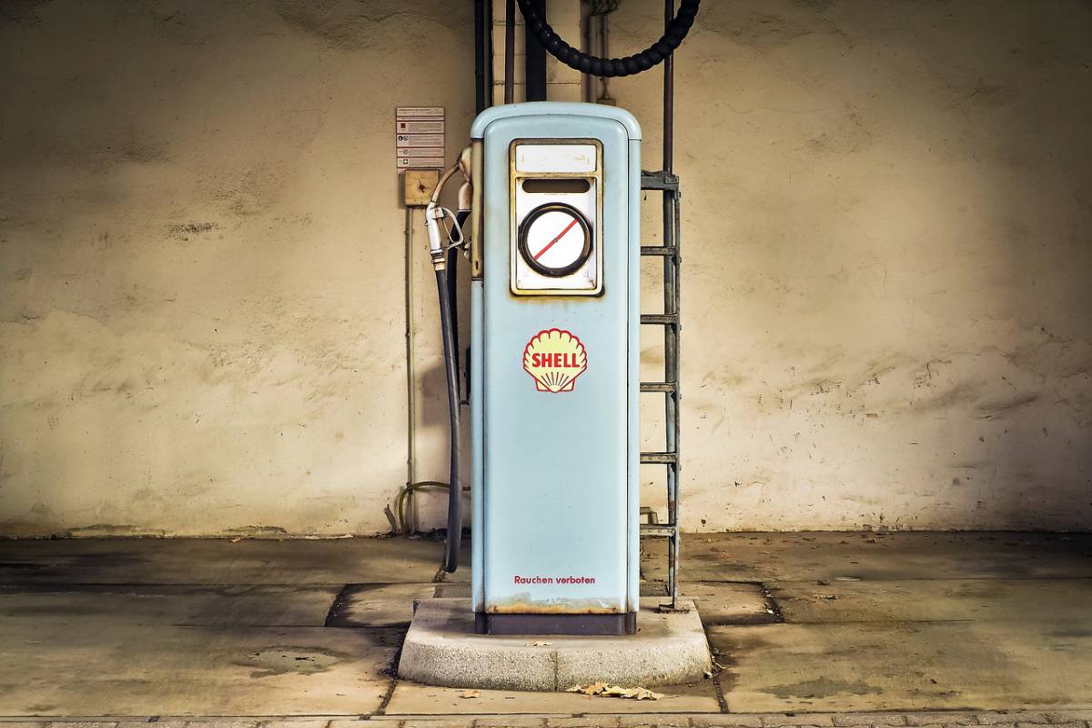 Ue, trovato l’accordo: sì al price cap a 180 euro article-post