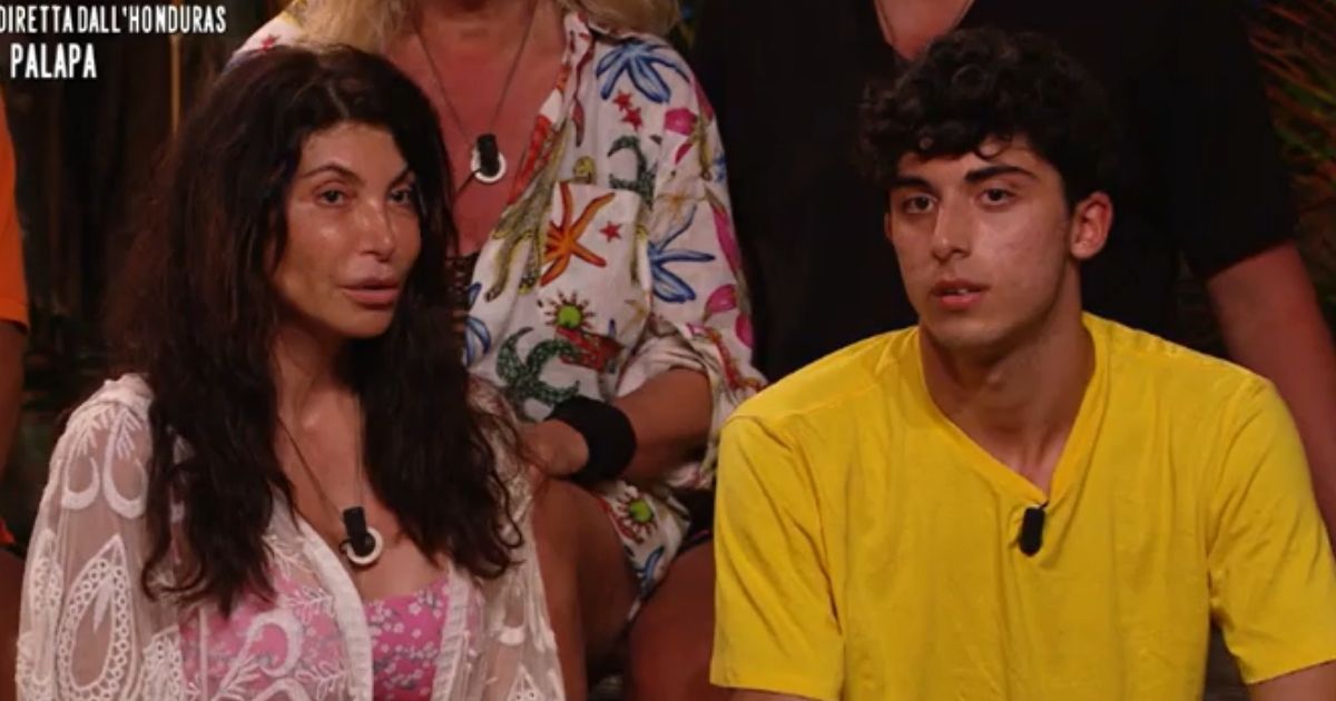 Isola dei Famosi 2022, Carmen di Pietro pressante con il figlio Alessandro article-post