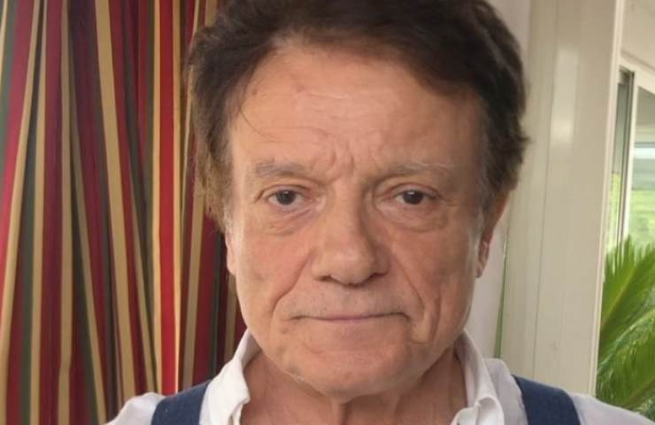 Massimo Ranieri ricoverato in ospedale: caduto dal palco. Parla il manager article-post