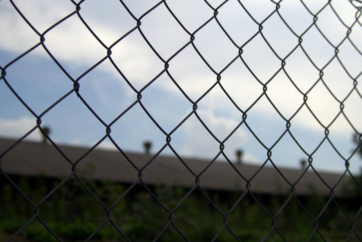 Dal carcere alla fuga d’amore. Finita in tragedia tra detenuto e poliziotta article-post