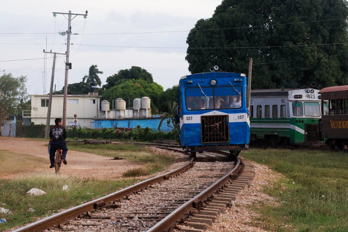 Insegnante uccisa dal treno in corsa article-post
