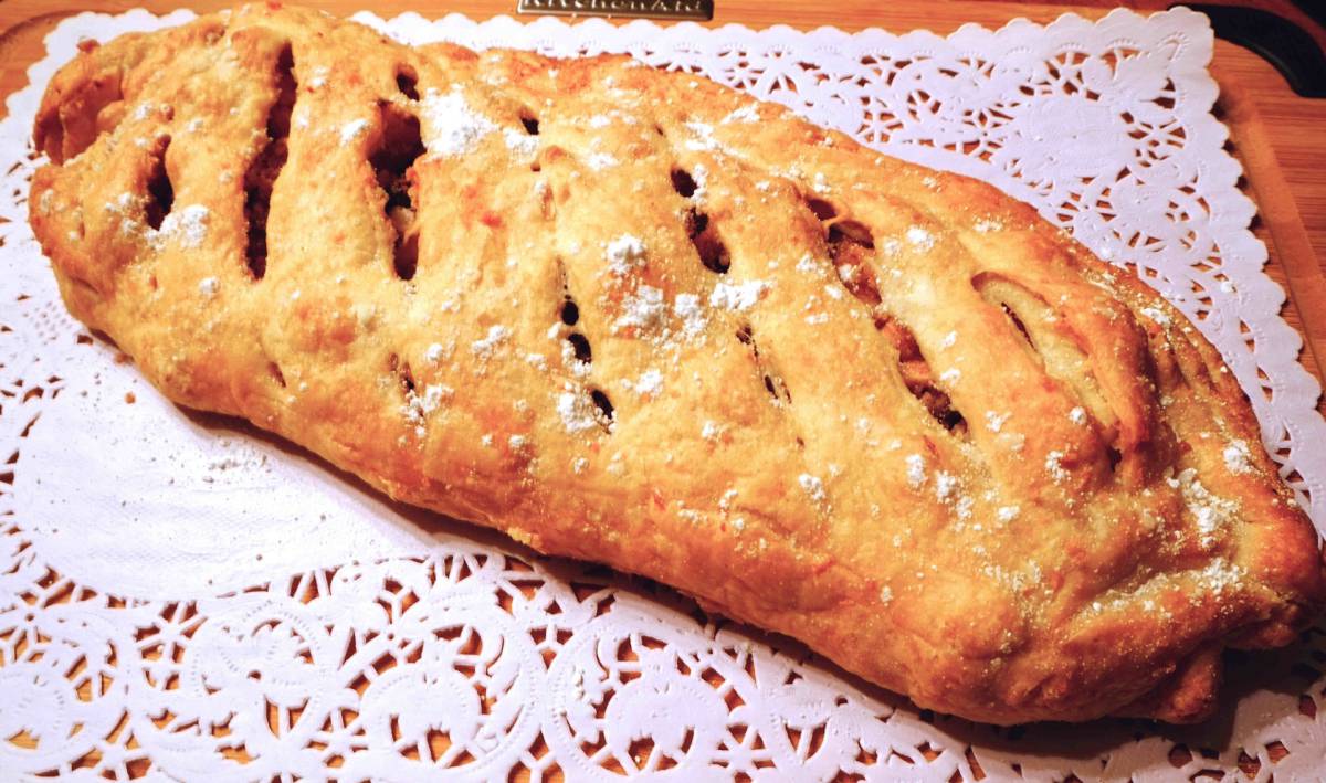 Strudel salato buonissimo in forno o friggitrice ad aria: solo 4 ingredienti article-post