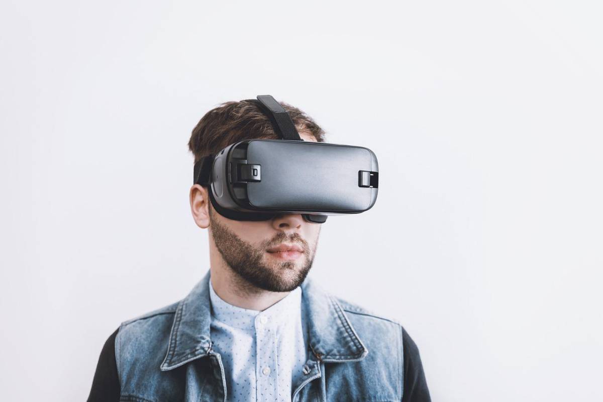 Project Cambria: il nuovo visore per il metaverso article-post