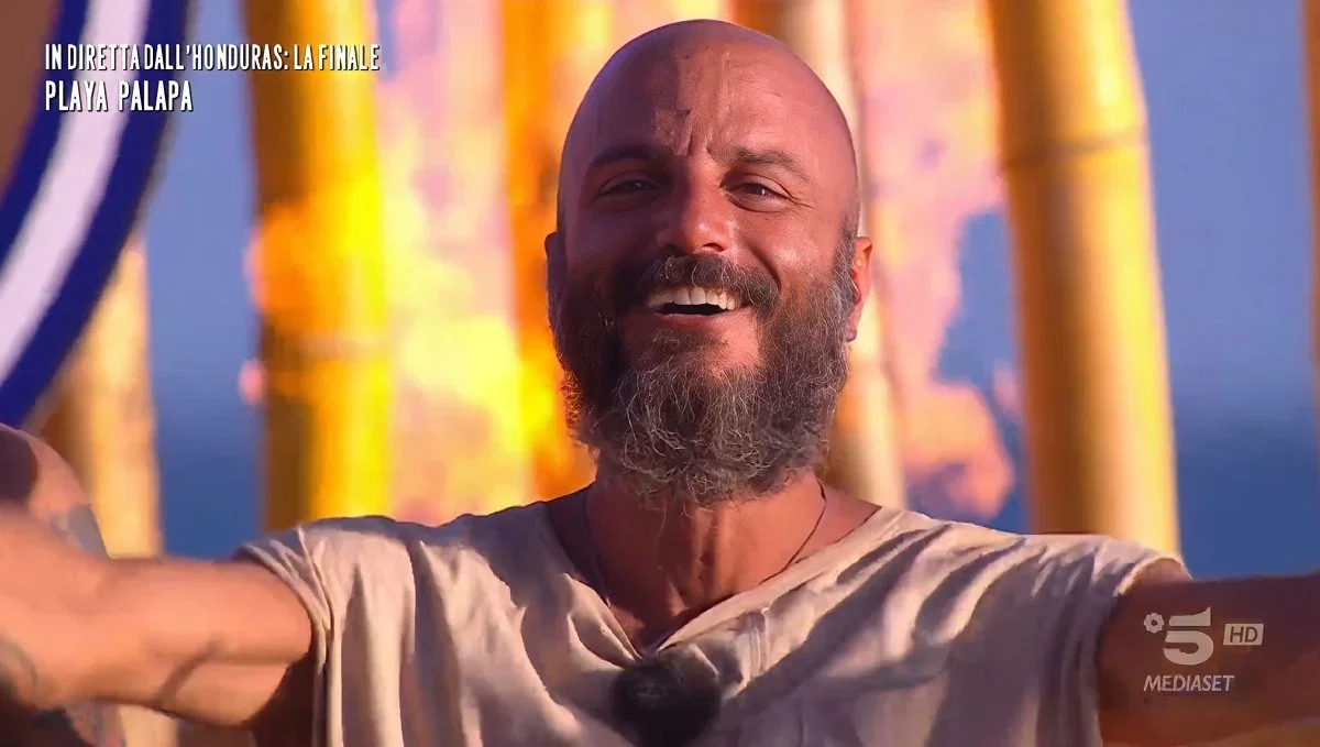 Isola dei famosi 2022, Nicolas Vaporidis vince! article-post