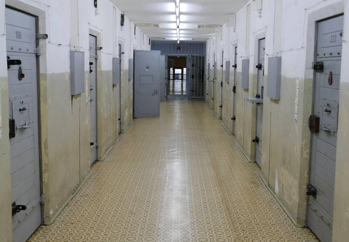48enne arrestato: uccide un uomo e trasporta il cadavere in scooter article-post