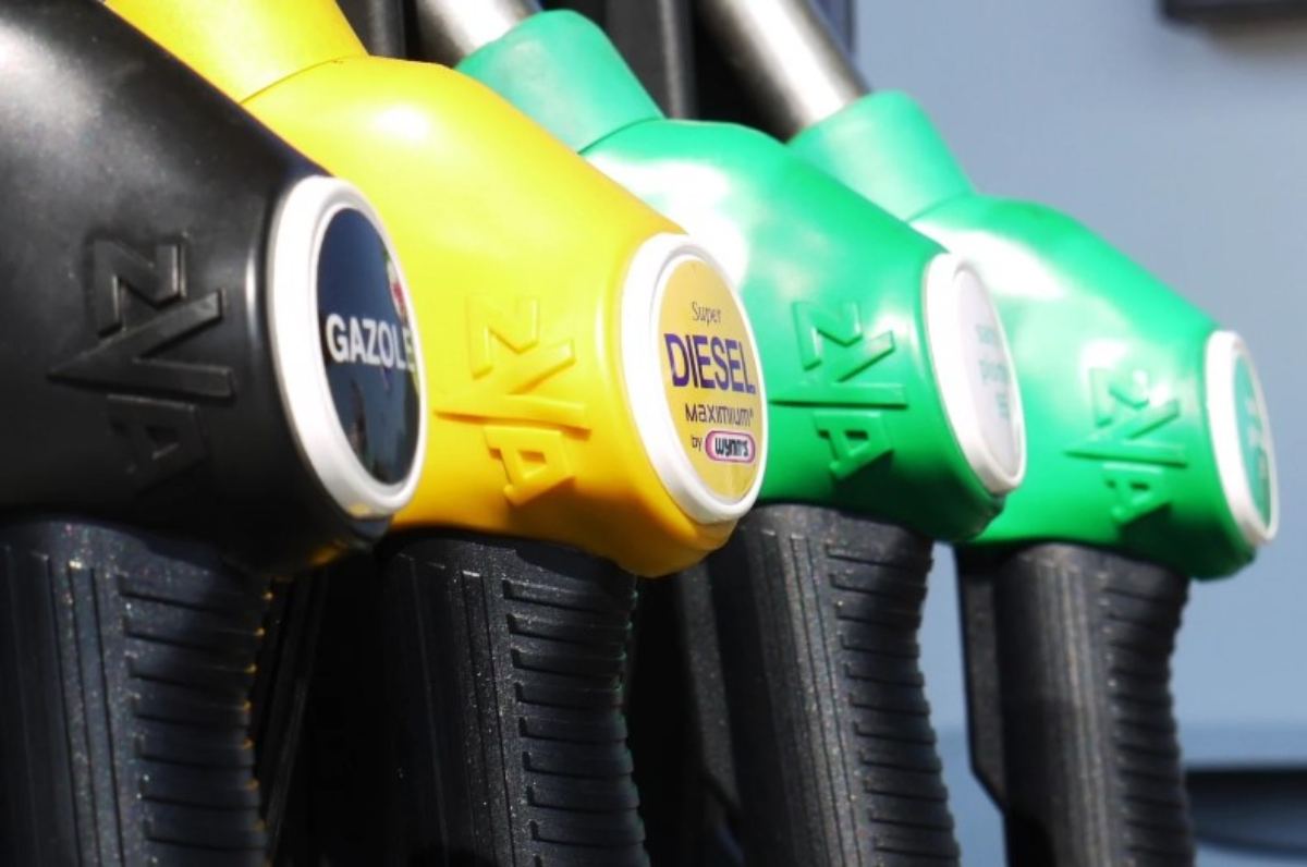 Dl aiuti: possibile nuova proroga al taglio delle accise carburanti article-post