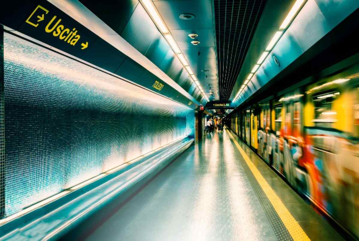Metro Milano: oggi aprono le fermate Tricolore e San Babila article-post