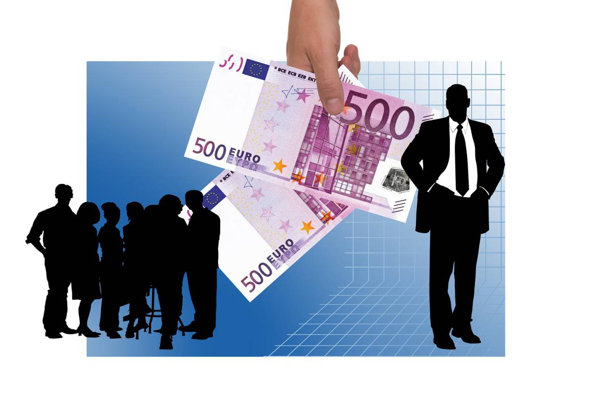 Il Governo dimissionario lancia il nuovo bonus da 200 Euro article-post
