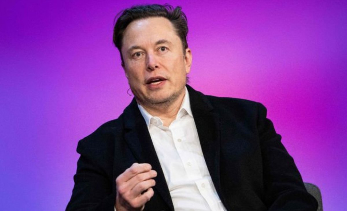 Elon Musk: Re Carlo III gli fa causa article-post