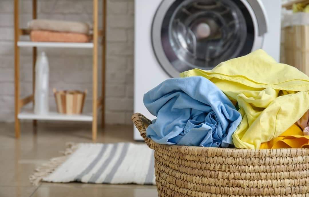 Conosci il trucco della spugna in lavatrice? E’ davvero geniale! article-post
