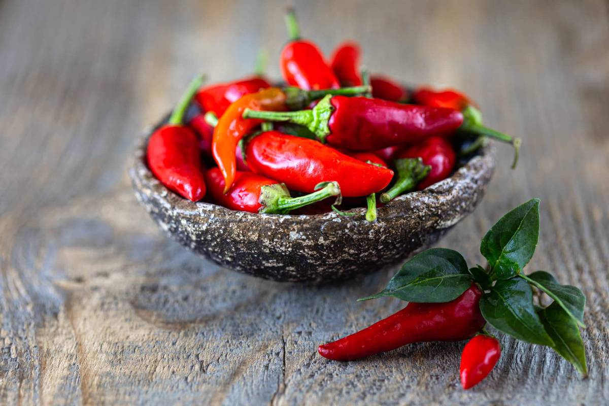 Troppo peperoncino nel cibo? Ecco i trucchi per rimediare, c’è anche una verdura article-post