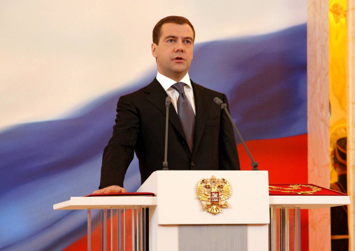Medvedev sul vertice di Ramstein: Occidente vuole che il conflitto continui article-post