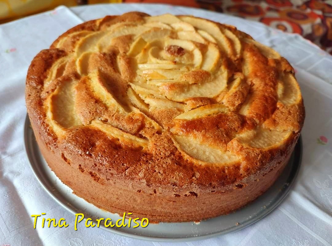 TORTA ALLE MELE, falla soffice aggiungendo il latte article-post