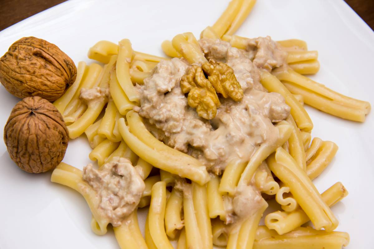 Pesto di noci, come farlo cremoso e buonissimo in 5 minuti article-post