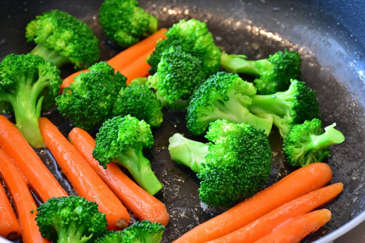 Come non far attaccare il cibo alle padelle, segui questi 5 trucchi article-post