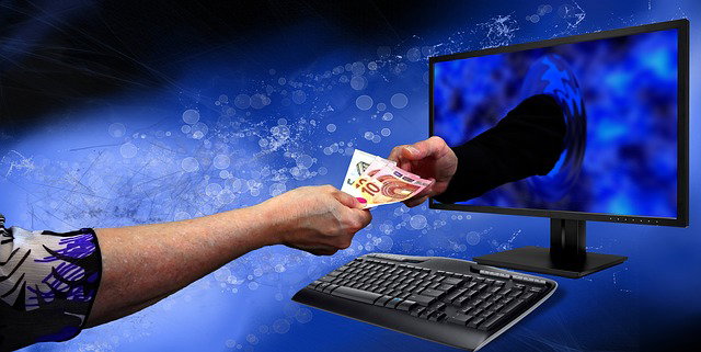 Euro Digitale nel 2023: quali sono i vantaggi e i possibili rischi della digitalizzazione article-post