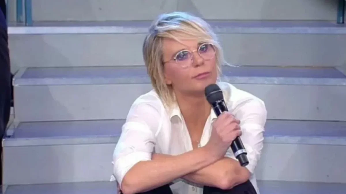Uomini e Donne anticipazioni, tre personaggi lasciano il programma: ecco chi sono article-post