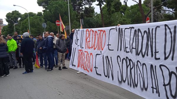 Reddito di Cittadinanza: Palermo di nuovo in protesta article-post