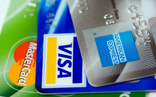 Pisa: dopo furto in casa, ladro usa le carte di credito rubate. Denunciato article-post