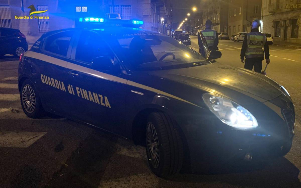 Torino: 7 arresti per favoreggiamento all’immigrazione e falso documentale article-post