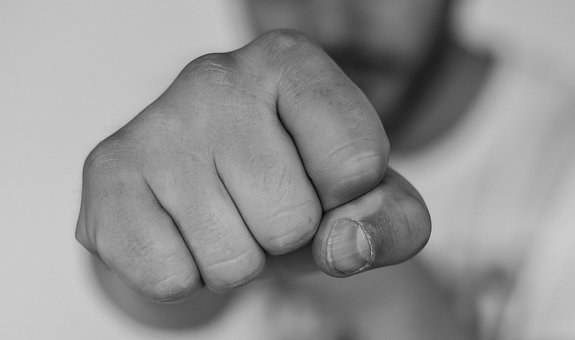 Catania, muore per uno schiaffo. 18enne in carcere article-post