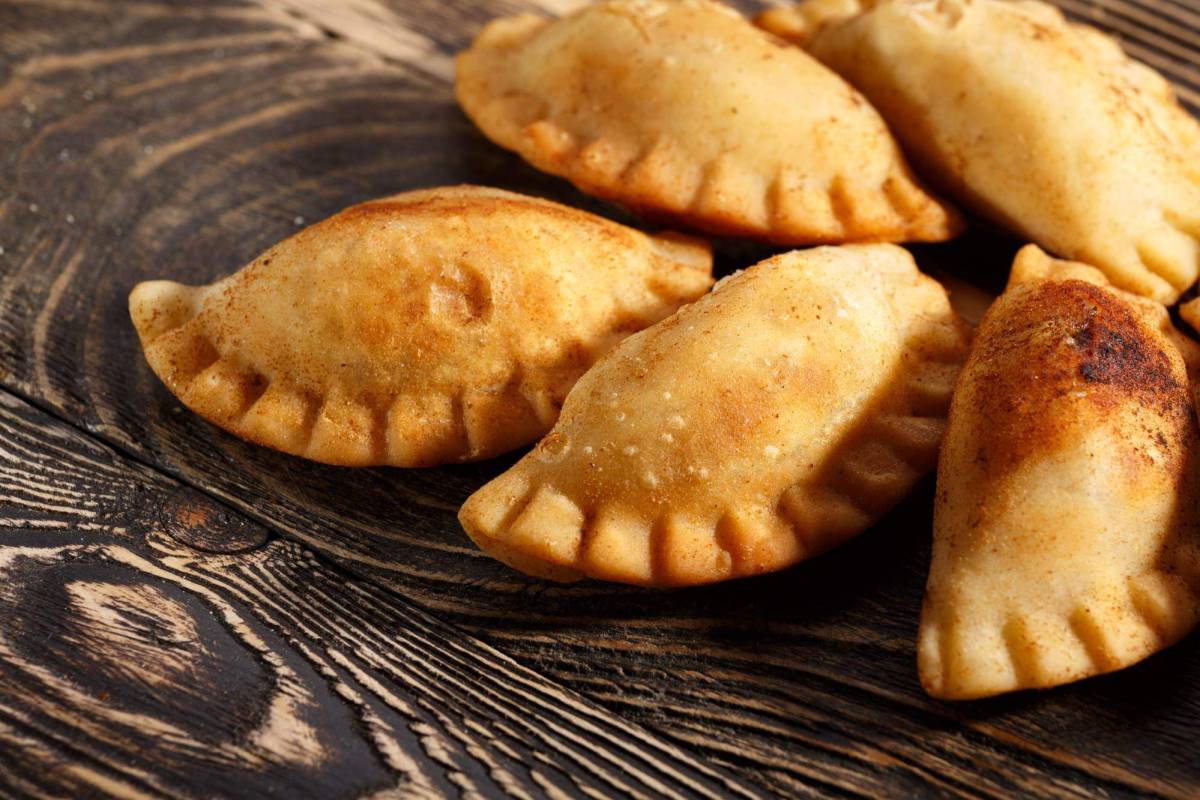 Mezzelune di sfoglia con lenticchie e cotechino in friggitrice ad aria article-post