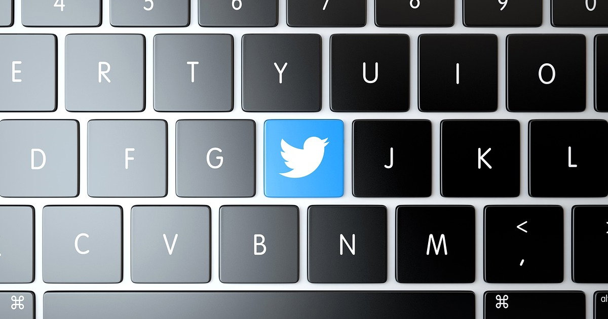 Twitter vende cimeli per risanare i conti article-post