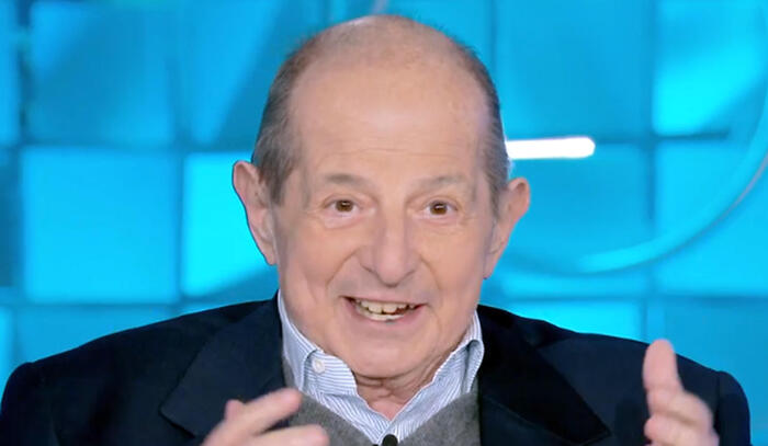 Verissimo, Giancarlo Magalli irriconoscibile confessa: “La mia lotta al tumore: ho perso 24 kg” article-post