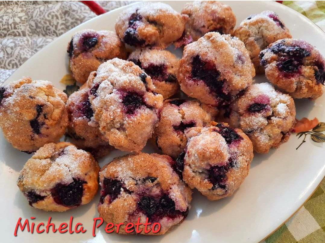 Biscotti morbidi con mirtilli in friggitrice ad aria, decisamente golosi! article-post