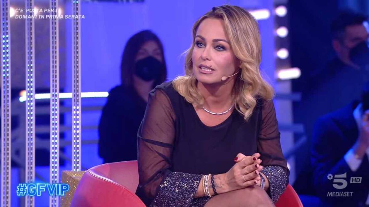 Sonia Bruganelli, ecco quanto guadagna e su Chiara Ferragni… article-post