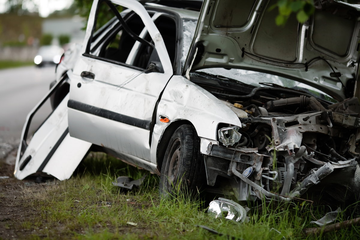 Arborea, scontro frontale tra due auto article-post