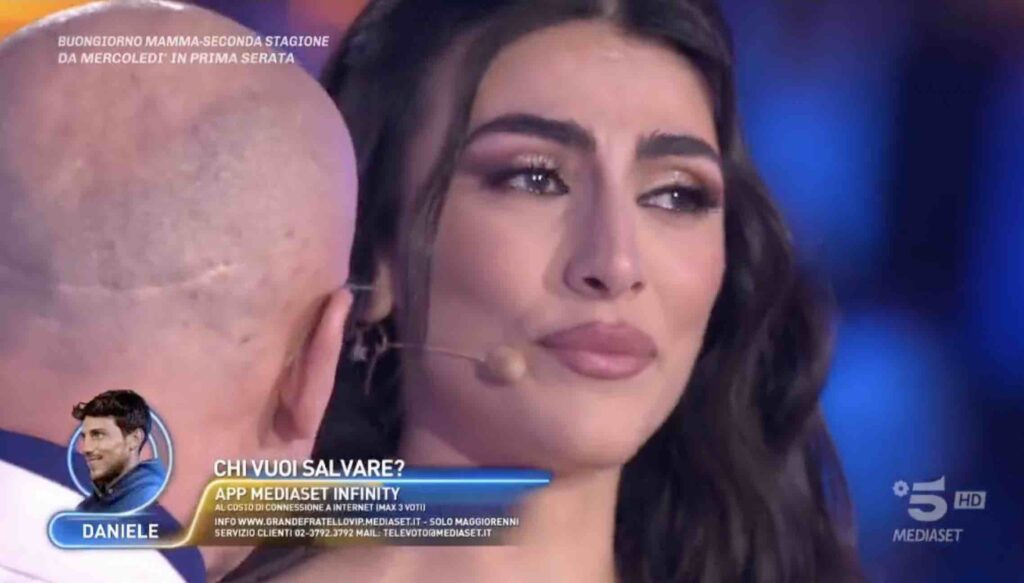 Giulia Salemi e Petrelli crisi in corso: le parole dell’influencer article-post