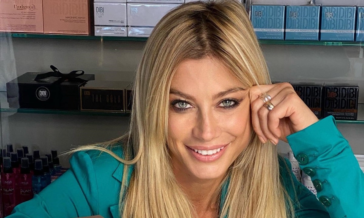 Verissimo, Maddalena Corvaglia senza filtri: ecco perchè è finito il suo matrimonio e l’amicizia con la Canalis article-post