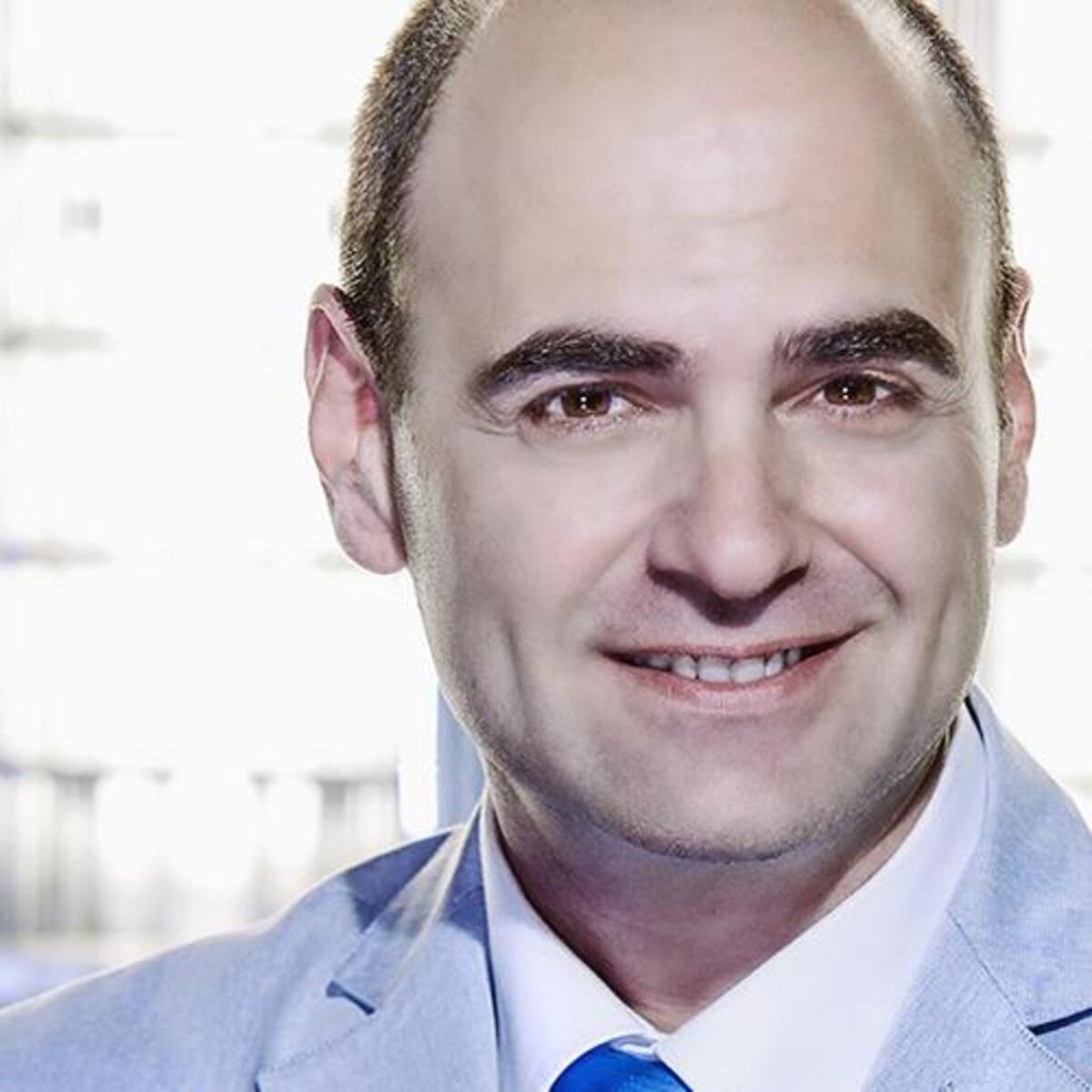 Claudio Anastasio, copia il discorso di Mussolini e da le dimissioni article-post