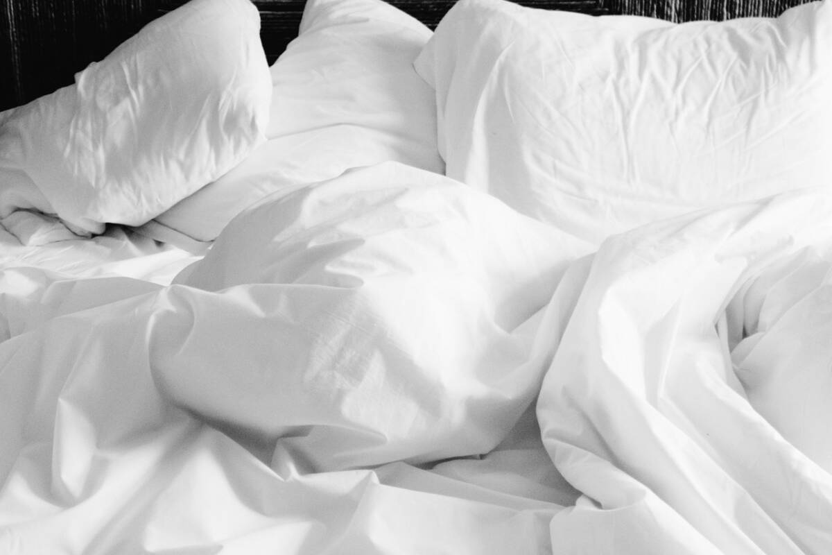 Torna a casa prima e trova il set di un film porno article-post