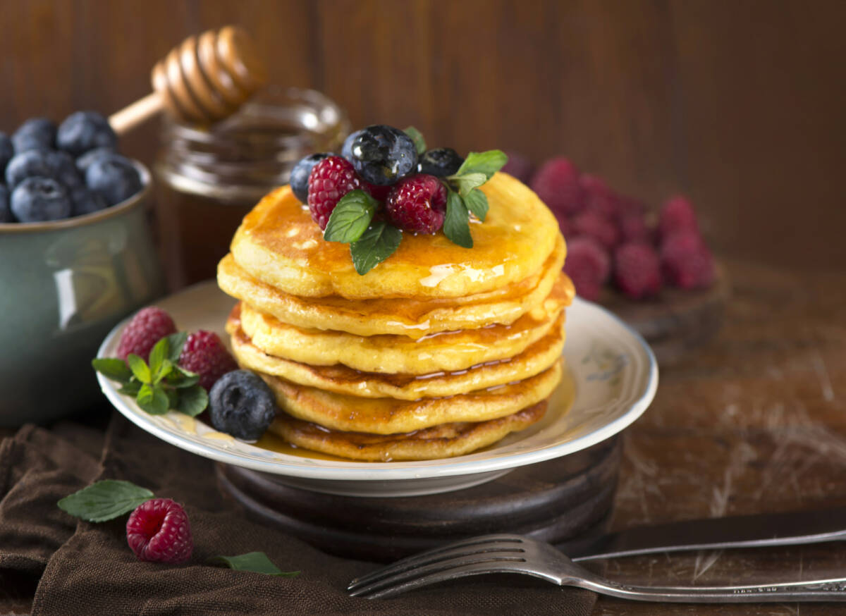 Pancake con mela, cannella e yogurt: ecco la ricetta facilissima! article-post