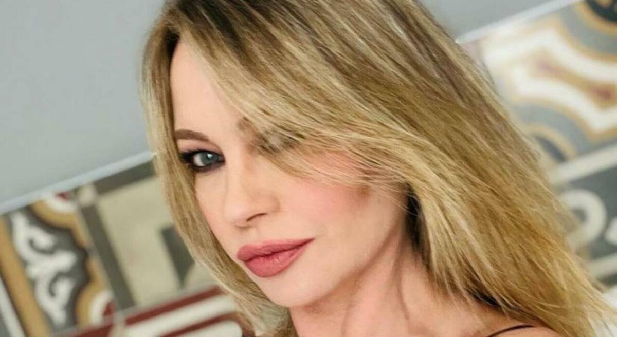 Anna Falchi esce allo scoperto: “E’ lui il mio nuovo amore” article-post