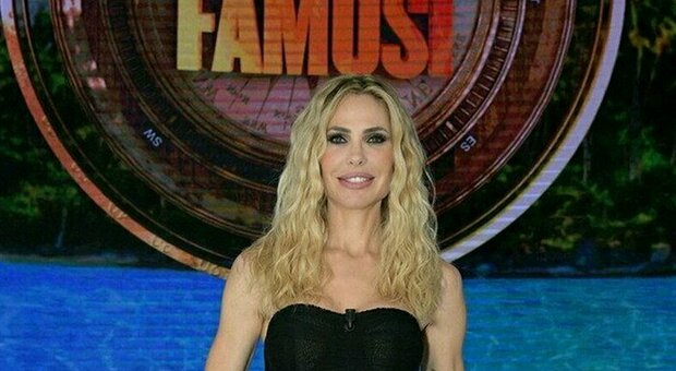 Isola dei famosi, ecco il cast ufficiale: chi sono i 17 naufraghi article-post