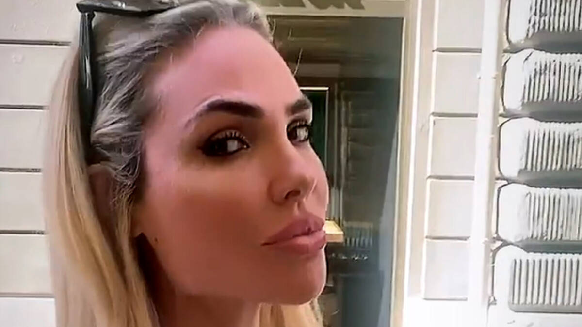 Ilary Blasi prima intervista post separazione: “E’ un periodo di transizione” article-post