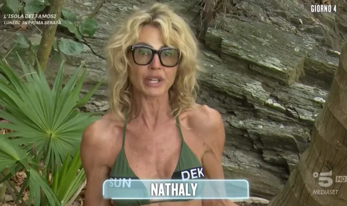Isola dei famosi 2023, duro scontro tra Cecchi Paone e Caldonazzo: insulti pesanti article-post